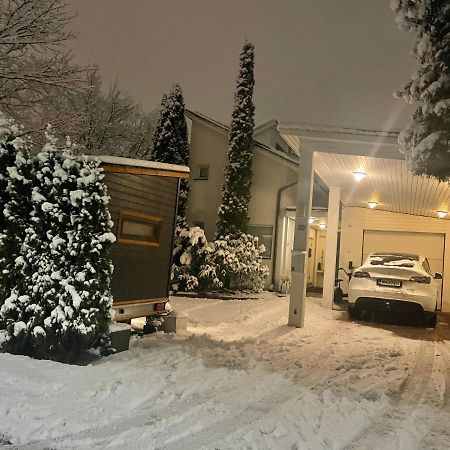 Saunallinen Vierasmaja 1 Km Foeriltae Aurajoelta Turku Exterior foto